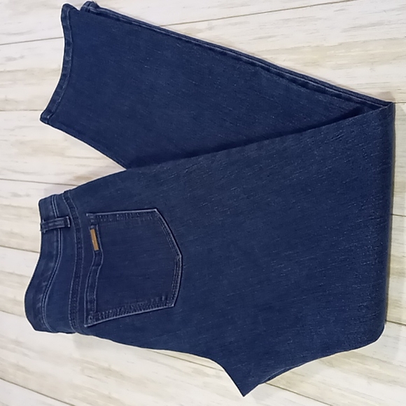 J M Collection Mid-Rise Tapered Leg Blue Jeans Size 8 - Picture 12 of 16